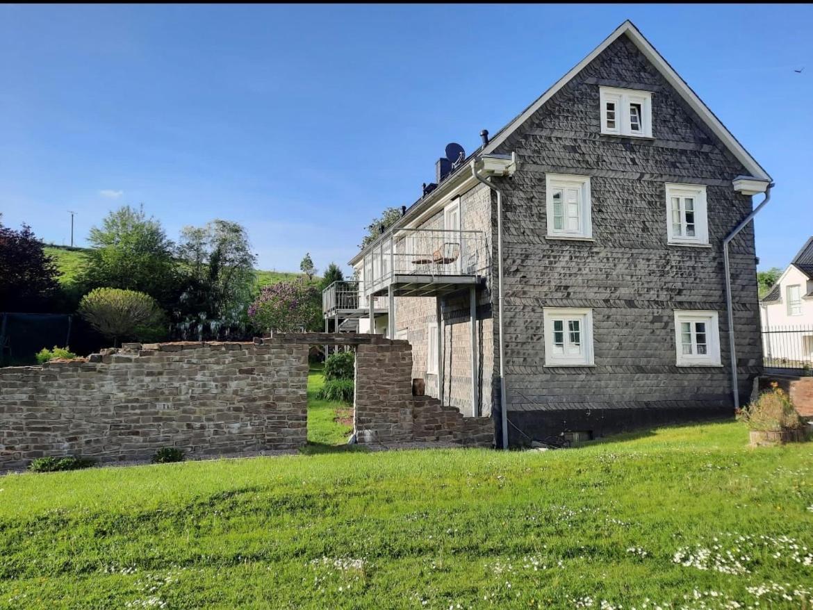 Hotel Gut Landscheid Burscheid Exterior photo